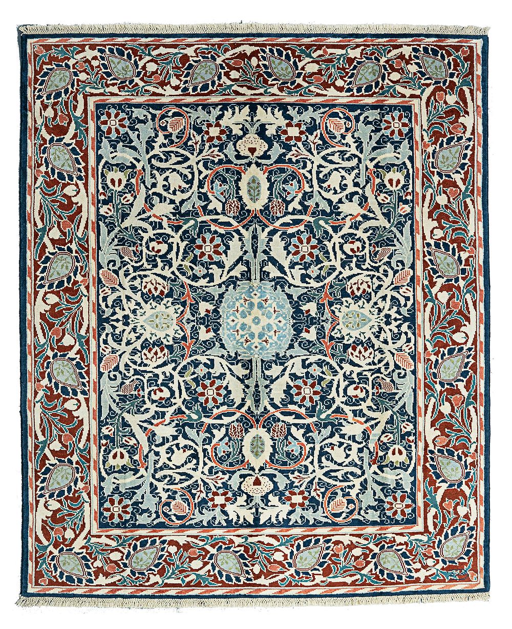 Lot 238: A WILLIAM MORRIS STYLE WOOL CARPET 289 X 249 CM
