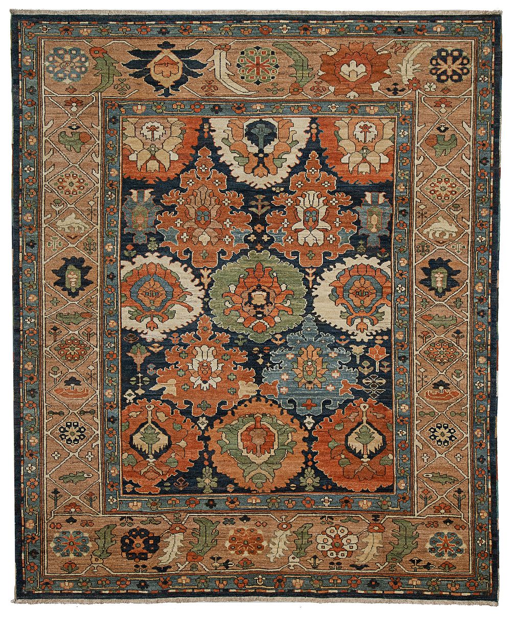 Lot 244: A LARGE SERAPI CARPET 313 X 260 CM
