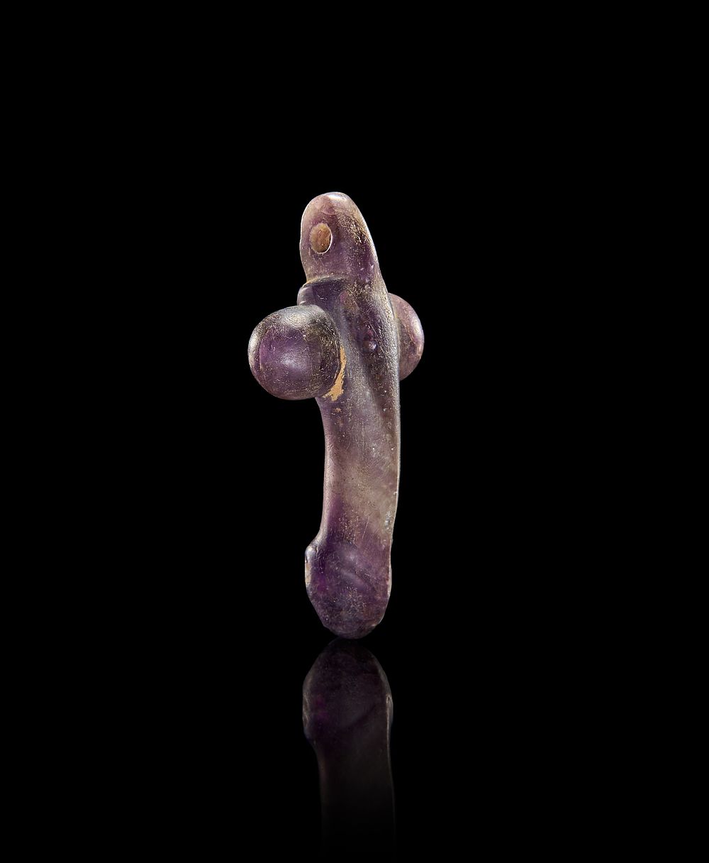 Lot 75: A ROMAN AMETHYST PHALLUS PENDANT, 1ST - 2ND CENTURY A.D