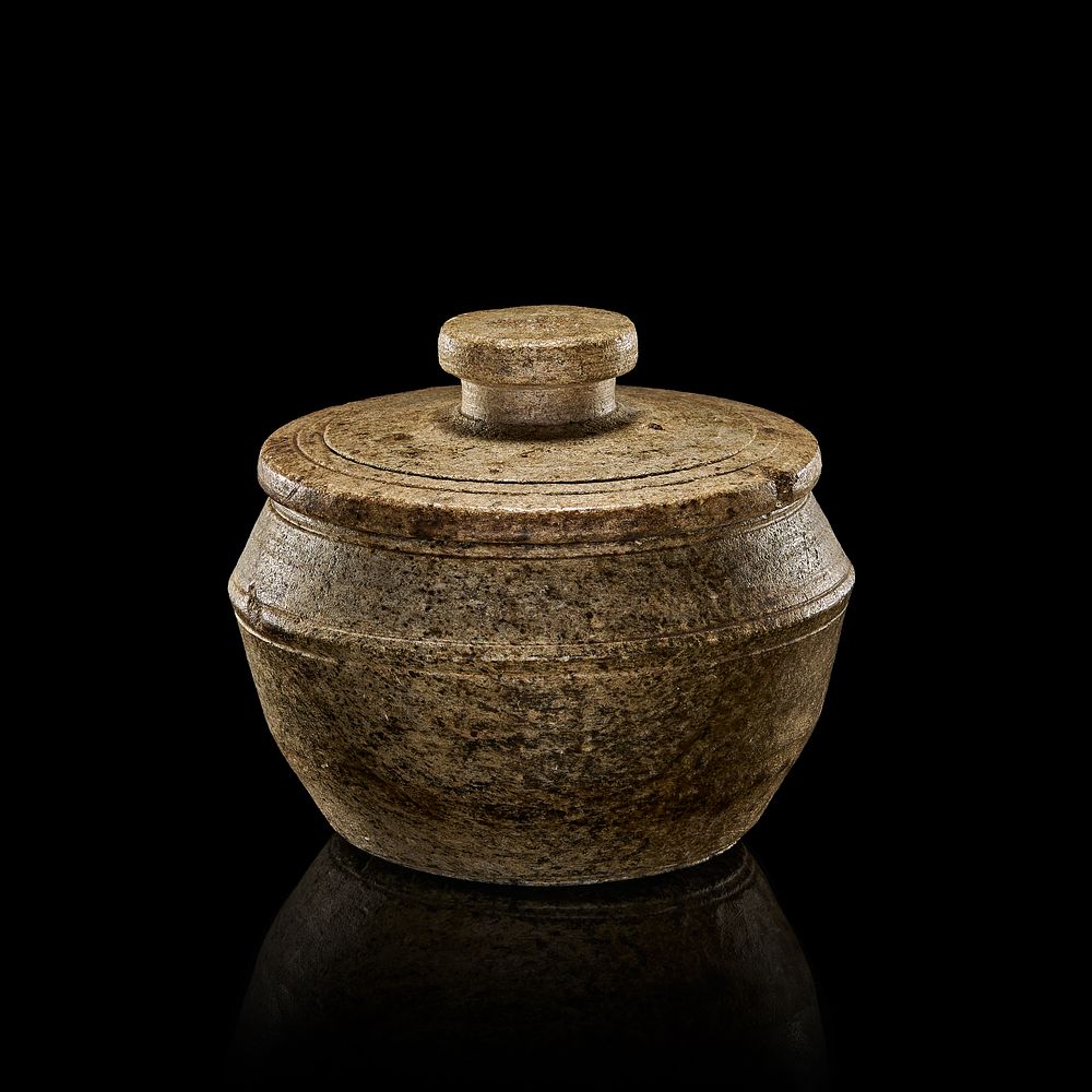 Lot 94: A SOFT STONE VESSEL WITH A LID, POSSIBLY COPTIC PERIOD OF ANCIENT EGYPT