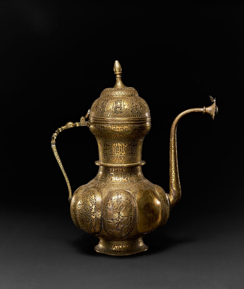 Lot 152: A LARGE GOLD GILDED QAJAR EWER, PERSIA, 19TH - 20TH CENTURY