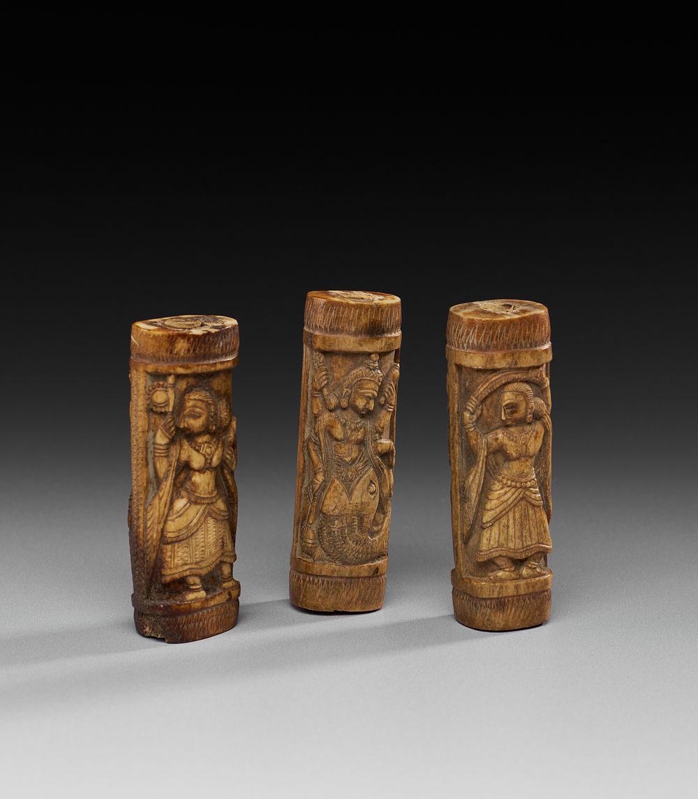 Lot 189: A GROUP OF CARVED INDIAN BONE DEPICTING FIGURAL DECORATION, 19TH CENTURY