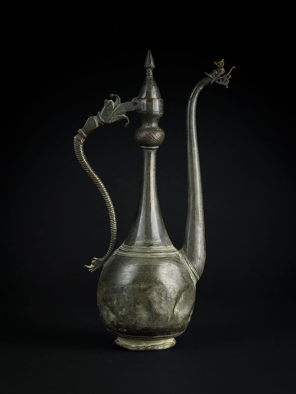 Lot 214: A SAFAVID BRONZE EWER, PERSIA, 17TH CENTURY