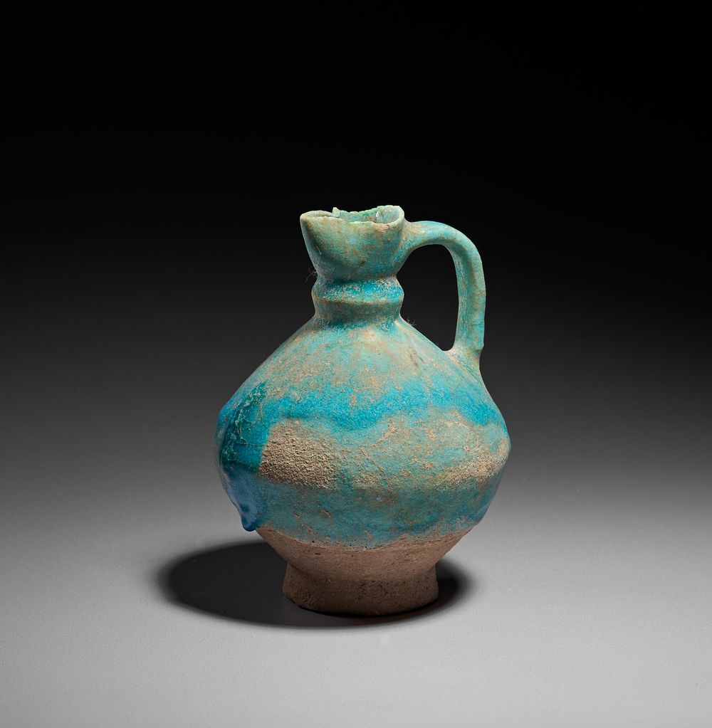 Lot 160: A KASHAN TURQUOISE JUG, PERSIA, 12TH CENTURY