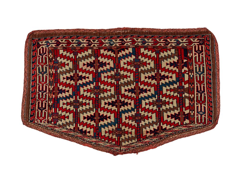 Lot 308: A WOOL YOMUT TURKMEN ASMALYK RUG, 19TH - 20TH CENTURY