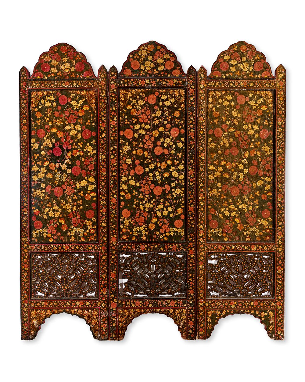 Lot 239: A THREE PANELS FOLDING LACQUER SCREEN, KASHMIR, INDIA, 19TH CENTURY,