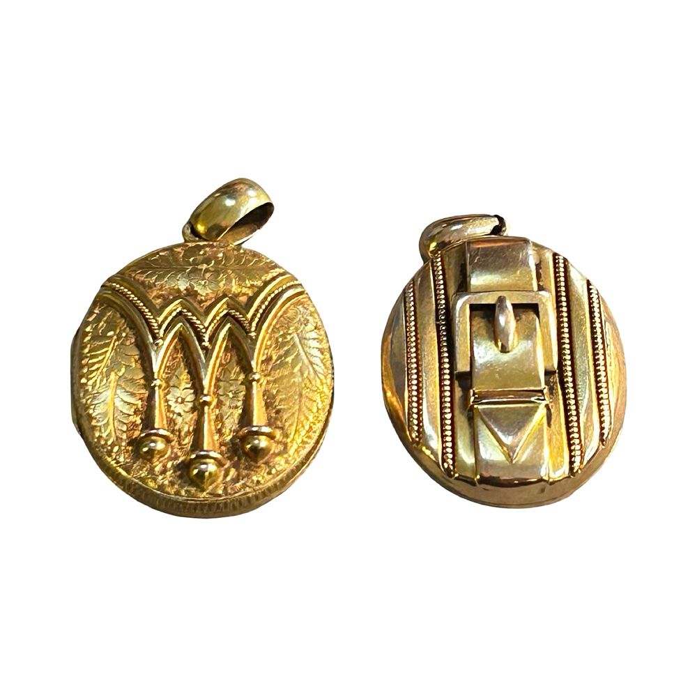 Lot 395: 2 x Victorian Yellow Metal Gold lockets (15 ct and 18 ct)