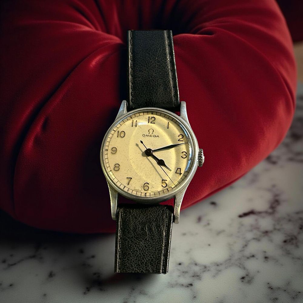 Lot 406: A 1943 Omega RAF Pilots Watch