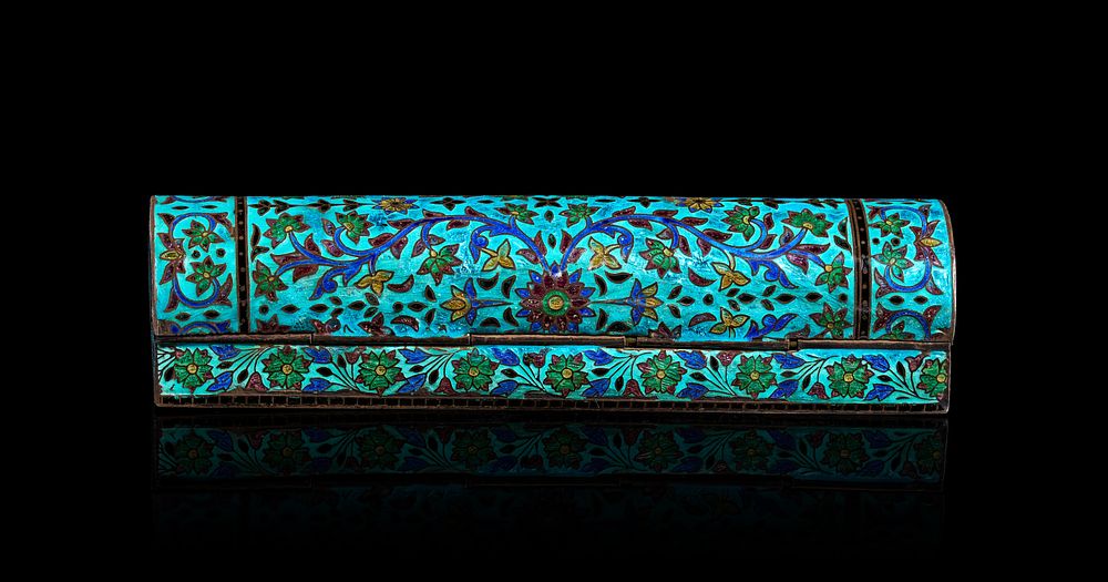 Lot 295: A SILVER AND CLOISONNE ENAMEL RECTANGULAR BOX, CHINESE OR INDIAN, 19TH - 20TH CENTURY