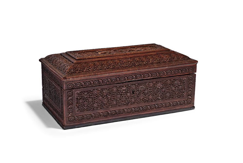 Lot 190: AN ANGLO-INDIAN CARVED SANDALWOOD JEWELLERY BOX, PROBABLY MYSORE, 19TH CENTURY