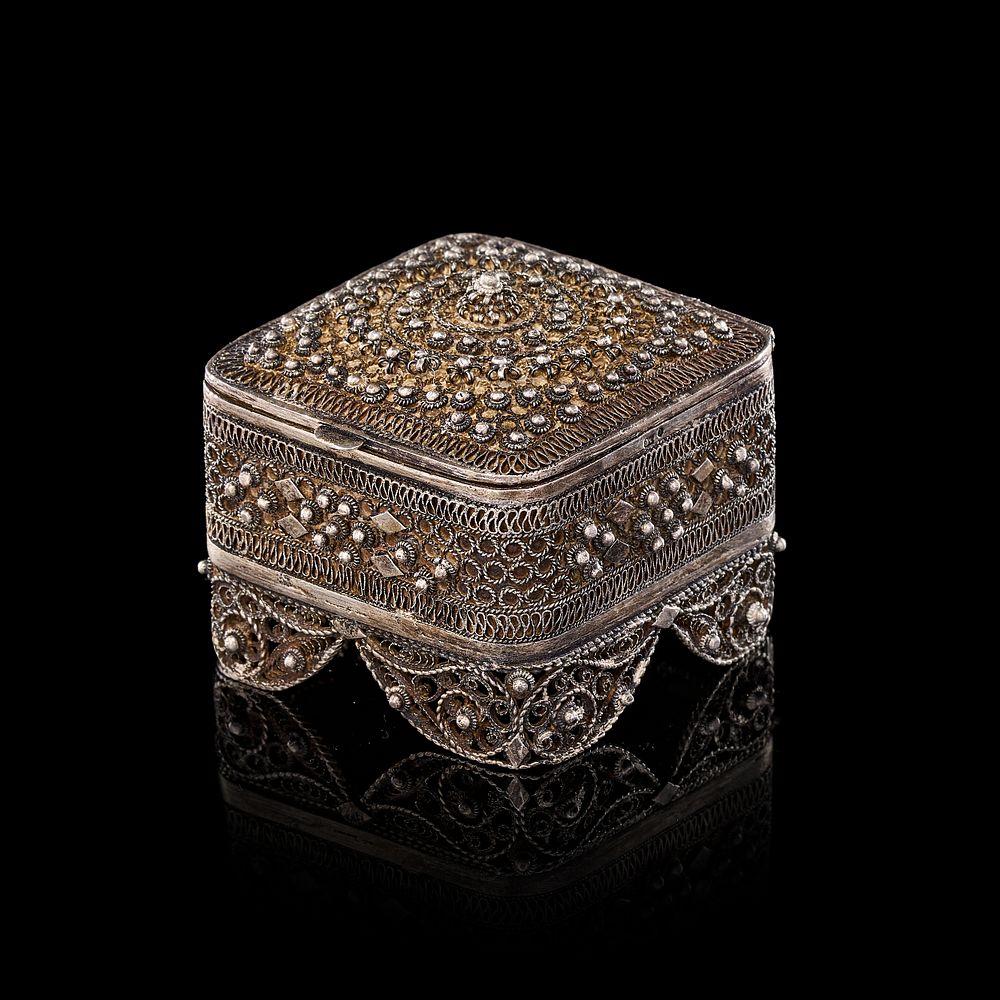 Lot 342: A YEMENI JEWISH SILVER FILIGREE BESAMIM SPICE BOX