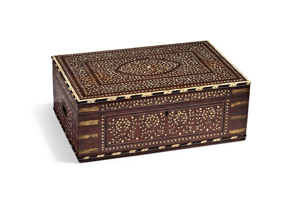 Lot 187: AN ANGLO-INDIAN BRASS-BOUND IVORY-INLAID HARDWOOD DRESSING BOX, 19TH CENTURY