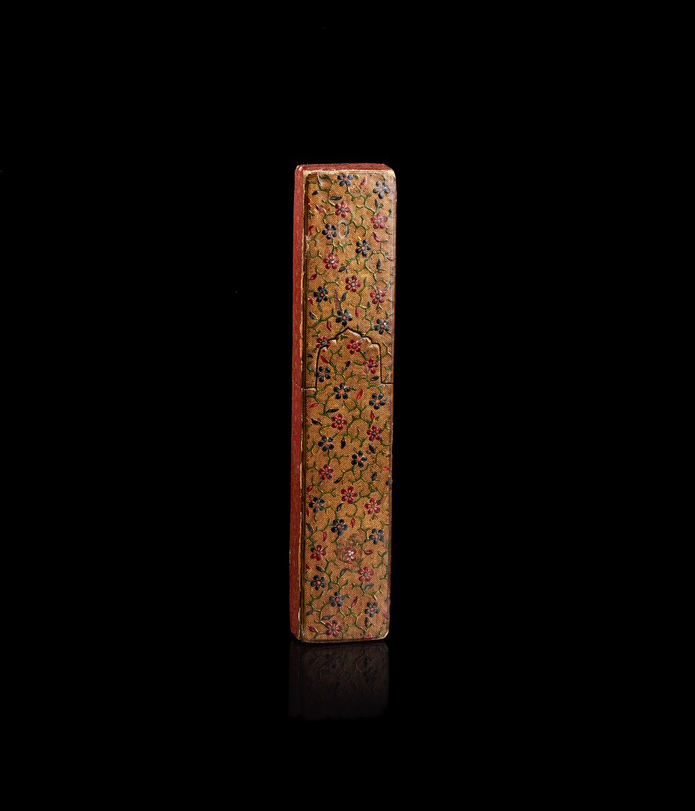 Lot 156: A LACQUERED PAPIER-MACHE PEN BOX QALAMDAN, QAJAR PERSIAN, 19TH CENTURY