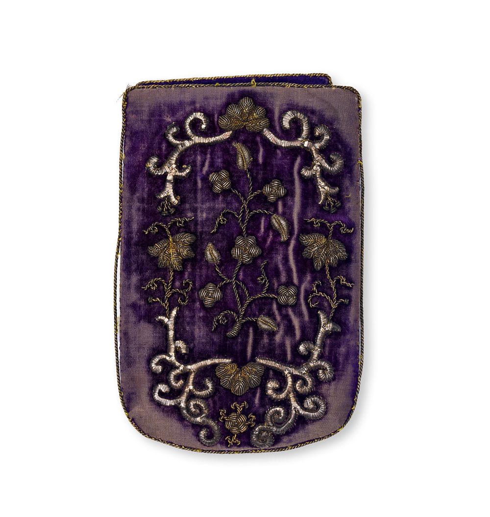 Lot 176: A PURPLE VELVET POUCH WITH METALLIC EMBROIDERY, OTTOMAN, 19TH CENTURY