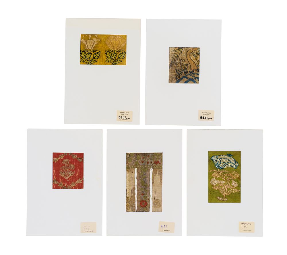 Lot 214: A GROUP OF FIVE SAFAVID TEXTILE FRAGMENTS, 17TH - 18TH CENTURY
