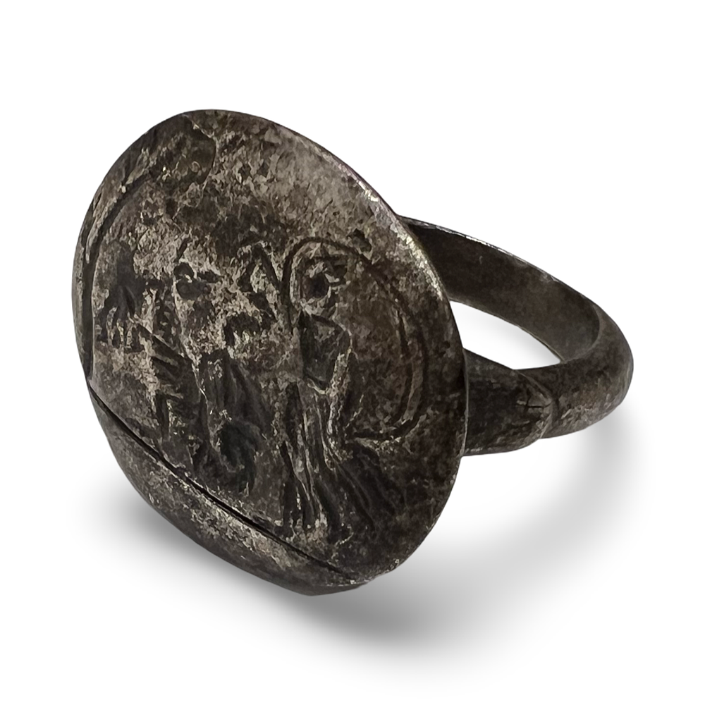 Lot 259: ANCIENT GREEK HELLENISTIC STYLE SILVER SIGNET RING WITH CLASSICAL RELIEF