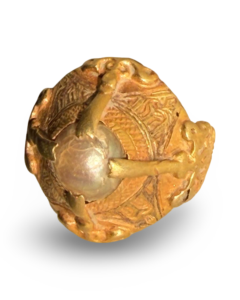 Lot 246: A SELJUK GOLD AND PEARL RING, PERSIA, 12TH-13TH CENTURY
