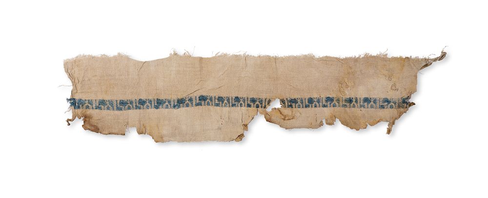 Lot 285: A FATIMID EMBROIDERED TIRAZ FRAGMENT, EGYPT, 11TH - 12TH CENTURY