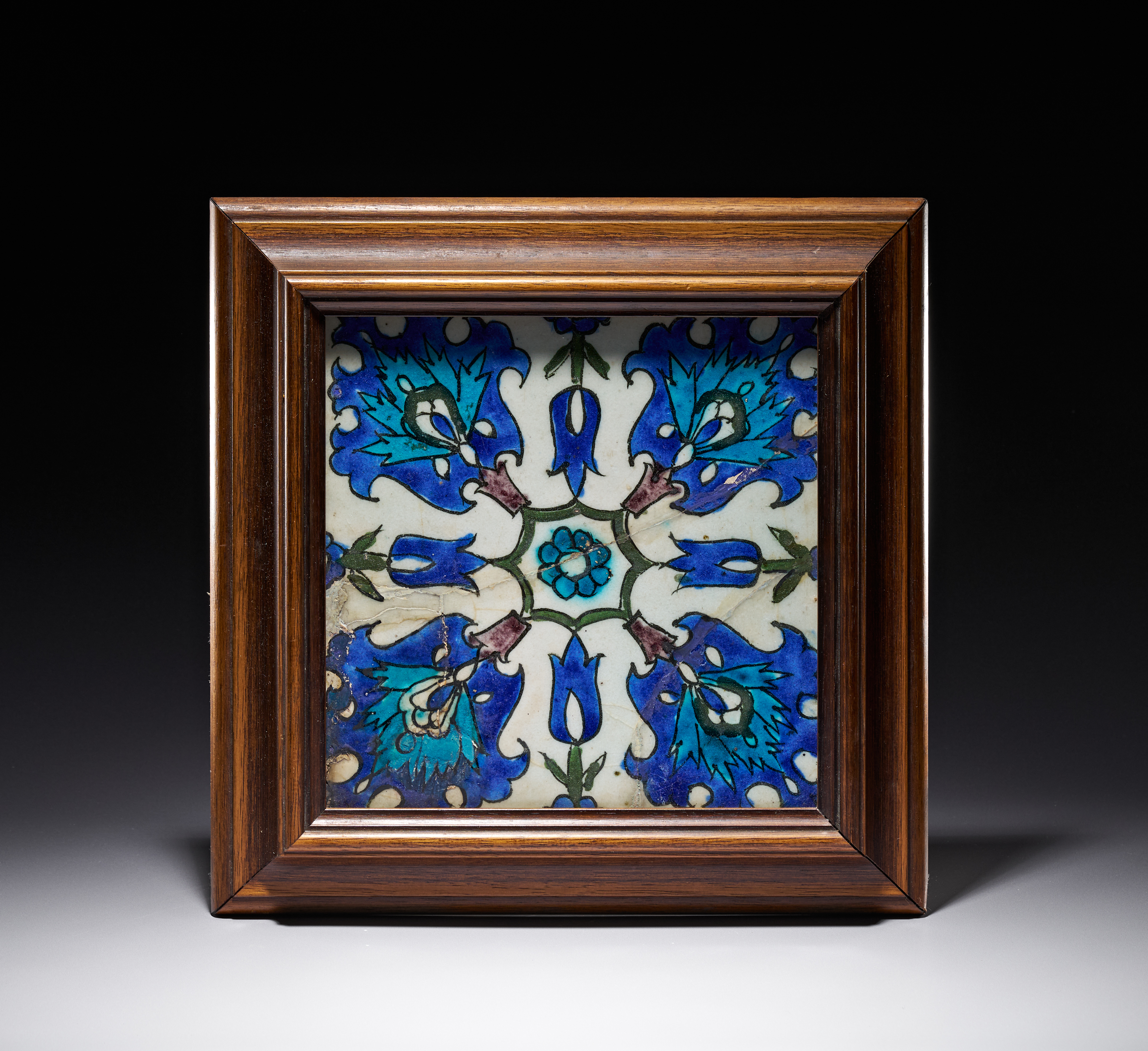 A DAMASCUS POTTERY TILE, SYRIA, LATE 16TH OR EARLY 17TH CENTURY