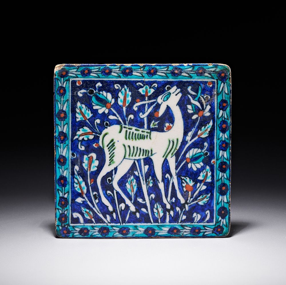 Lot 200: AN ARMENIAN JERUSALEM POTTERY TILE DEPICTING A GAZELLE, 20TH CENTURY