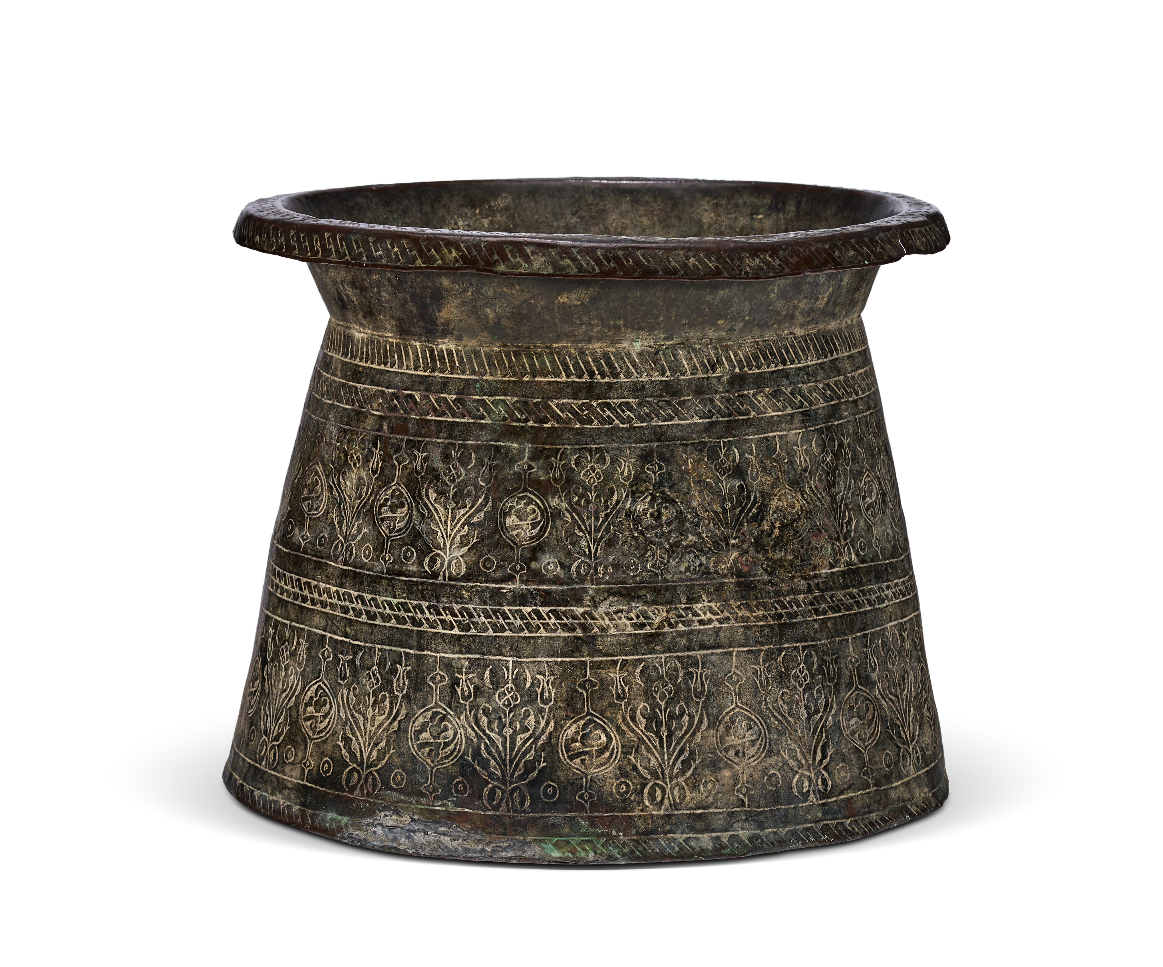 A LARGE OTTOMAN ENGRAVED TINNED COPPER-ALLOY MORTAR/BASIN, TURKEY, 17TH CENTURY