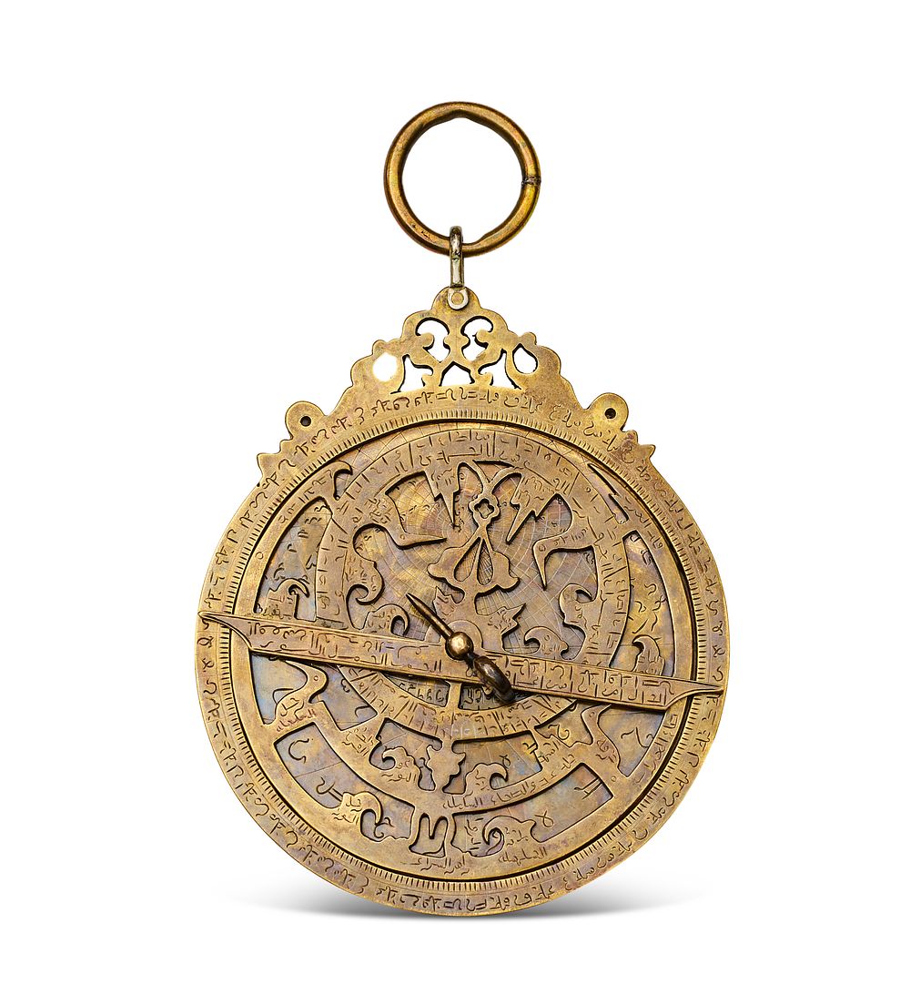 Lot 168: AN INDO-PERSIAN ENGRAVED BRASS PLANISPHERIC ASTROLABE, 19TH CENTURY
