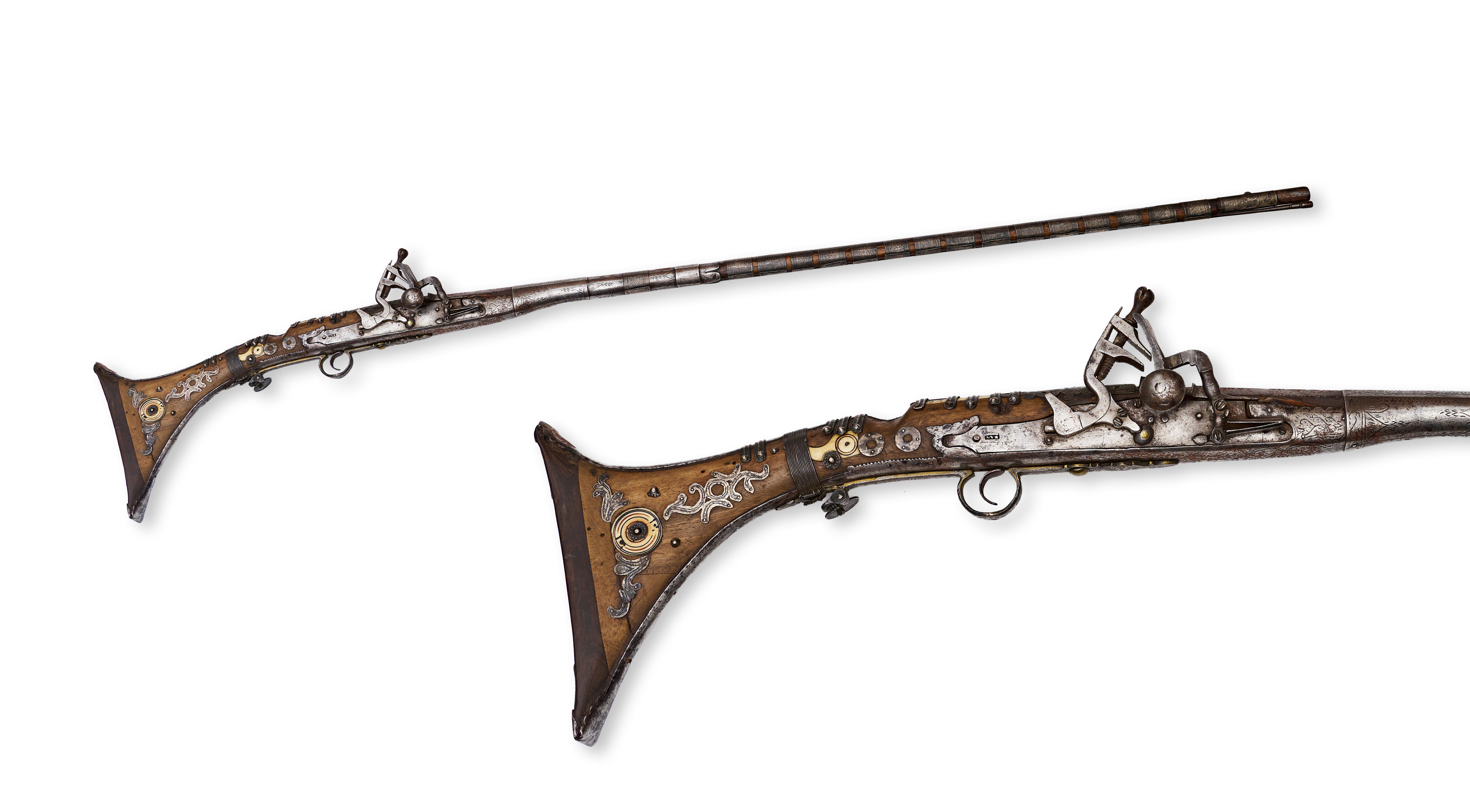 A NORTH AFRICAN MIQUELET FLINTLOCK MOUKAHLA LONG GUN, 19TH CENTURY
