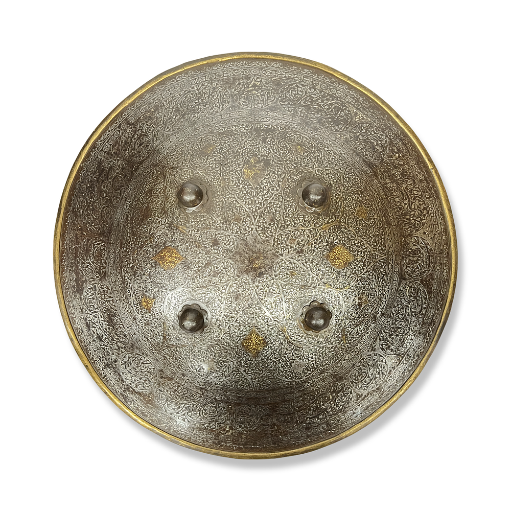 Lot 283: A QAJAR GOLD DAMASCENED STEEL SHIELD, PERSIA, 19TH CENTURY