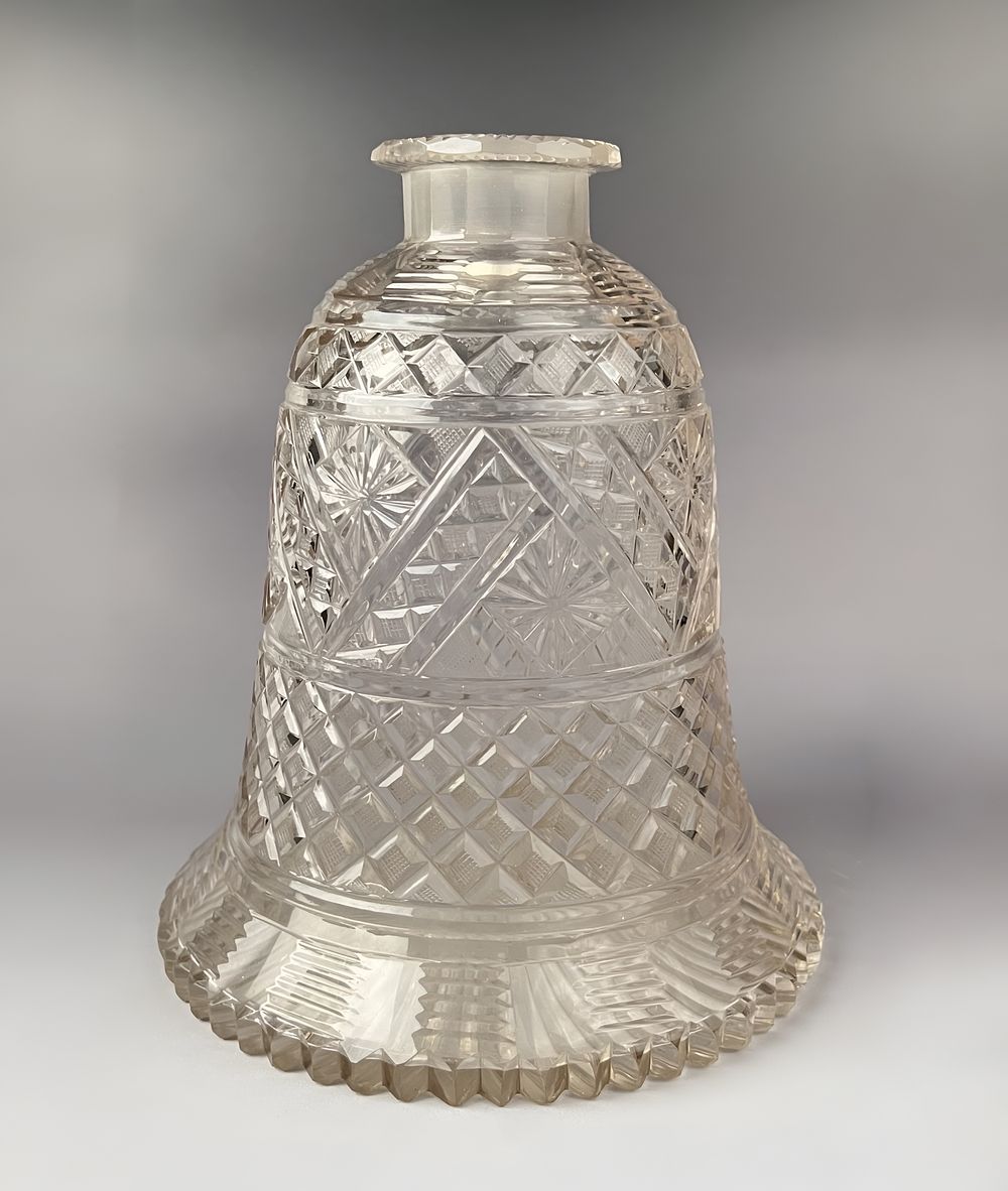 Lot 171: A LARGE OSLER CUT GLASS HUQQA BASE FOR THE INDIAN MARKET, 19TH CENTURY