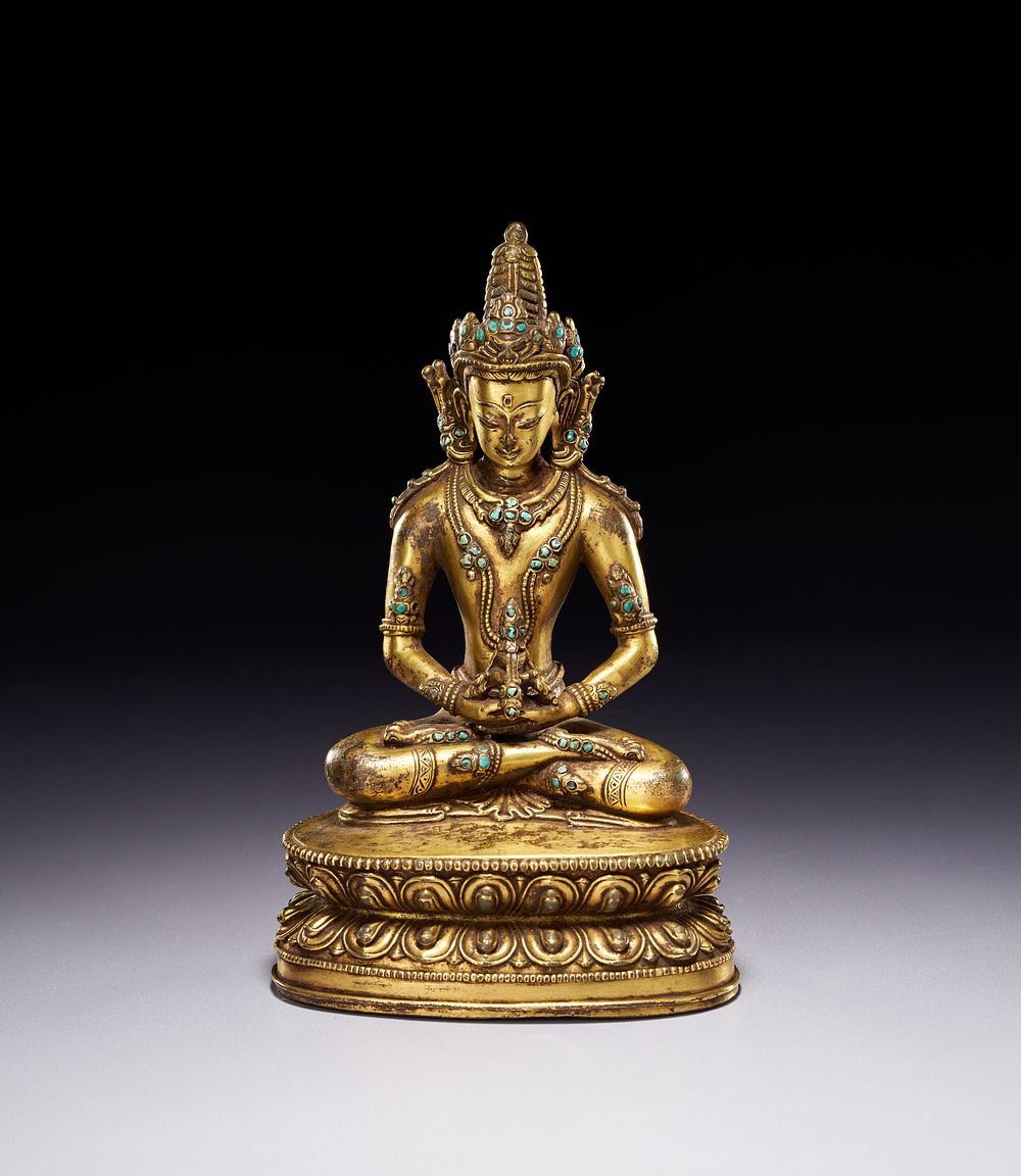 Lot 337: A TIBETAN GILT-BRONZE FIGURE OF AMITAYUS, 18TH CENTURY