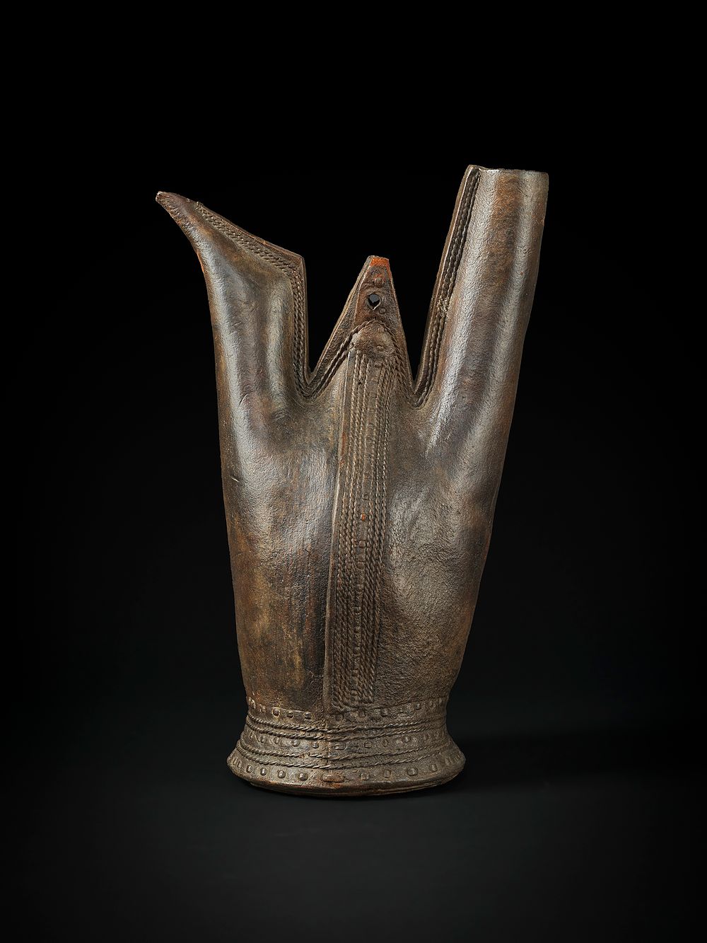 Lot 229: A RARE 16TH CENTURY LEATHER OTTOMAN WATER FLASK
