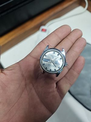 Unclaimed vintage watch. חבילות דואר שלא נדרשו או הוחזרו . 
📄 
לוט ייחודי ומעורב, המורכב 