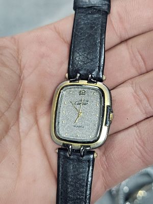 Unclaimed Vintage Watch . חבילות דואר שלא נדרשו או הוחזרו . 
📄 
לוט ייחודי ומעורב, המורכב 