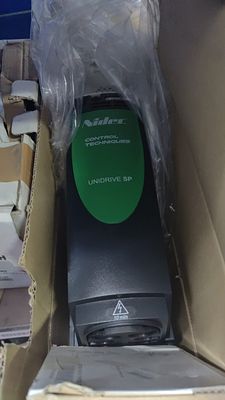 וסת מהירות (Inverter Drive) מדגם Control Techniques Unidrive SP מבית Nidec..