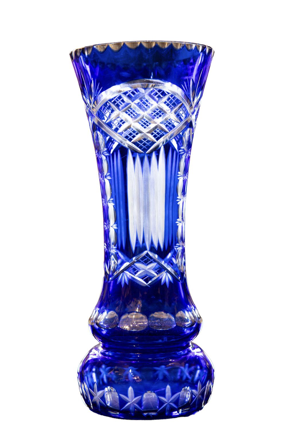 "בָּאתִי לְגַנִּי, אֲחֹתִי כַלָּה.."וואזה לפרחים מאת הריי"צ והרבנית נחמה דינה, "סבלונות" 