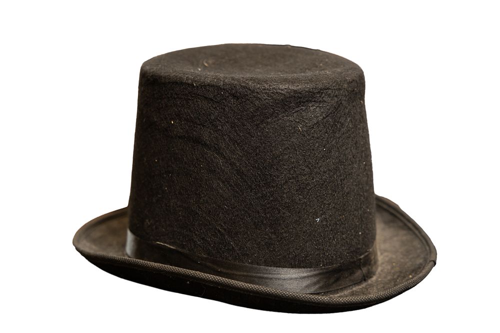 כובע הצילנדר של רש"ג חתנא וגיסא דבי נשיאה אדמו"ר הריי"צ. הרב שמריהו גוראריה (הרש"ג) 
​משפחתו 