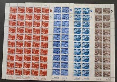 ארבע גליונות