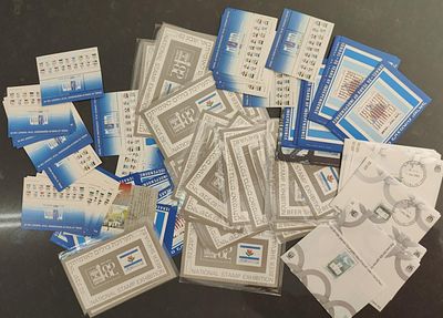 מקבץ ענק של גיליונות בולי ישראל מצבים כחדשים