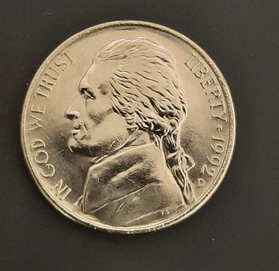 חמש סנט ניקל ארה"ב 
מצב מינט UNC
שנה 1992D