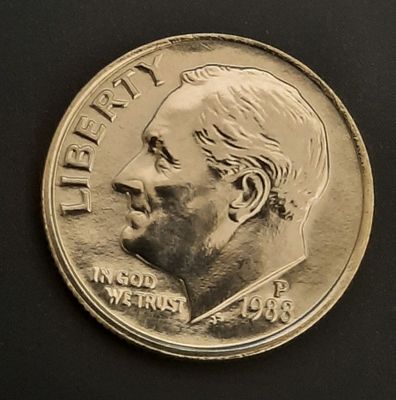 עשר סנט דיים ארה"ב
מצב מינט UNC
שנה 1988