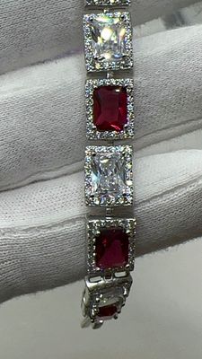 צמיד כסף 925! אבני רובי וקריסטלים ומאסנייט מהמם ביופיו בצבעי אדום לבן הערכה-$260-$280 פתיחה-$90