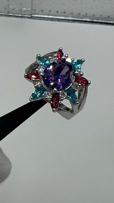 טבעת זהב גולדפילד צהוב 14 ק. בשיבוץ אבני חן מרהיבות, אמטיסט, בלו טופז ועוד.