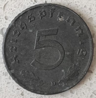 גרמניה הנאצית 1944
מטבע 5 פפינג