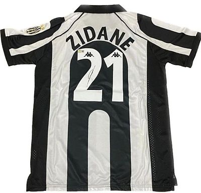 חולצה איכותית ויוקרתית חתומה של זינדין זידאן השחקן האגדי של צרפת. חולצה כדוגמת החולצה מקבוצת 