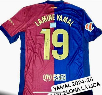 חולצה יוקרתית ונדירה חתומה של הכוכב יאמין יאמל של נייק. במדי נבחרת ברצלונה . בלה ליגה. 2024-25. 