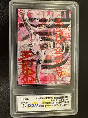 קלף מיוחד מדורג 10 של ליונל מסי במדי אינטר מיאמי.