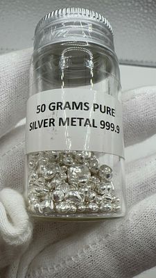 כדוריות כסף טהור 999.9 - 50 גרם. ✨ **50 גרם** של כסף טהור 999.9! ✨ פיסות מתכת יקרות, מושלמות 