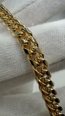 שרשרת גורמט זהב גולדפילד צהוב יוקרתית. ✨ שרשרת גורמט זהב גולדפילד צהוב 14 ק. בעלת נוכחות מרשימה 