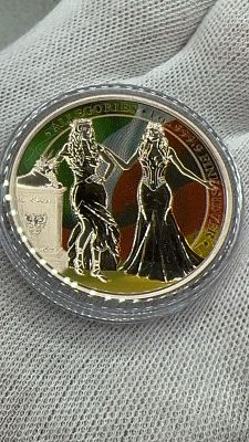 אונקיית כסף צבעונית בעבודה מיוחדת ומוגבלת. מגיע בקופסת עץ מיוחדת ומהודרת. הנפקה מיוחדת. מחיר 