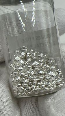 כדורי כסף טהור 999.9. ✨ 50 גרם של **כסף טהור** במיוחד! 🪙 בצורת כדוריות מרהיבות. הזדמנות 